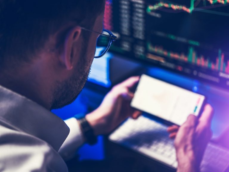 Cryptocurrency in Focus: Benefits, Risks, and the Ethical Blockchain Vision of Sidra Chain